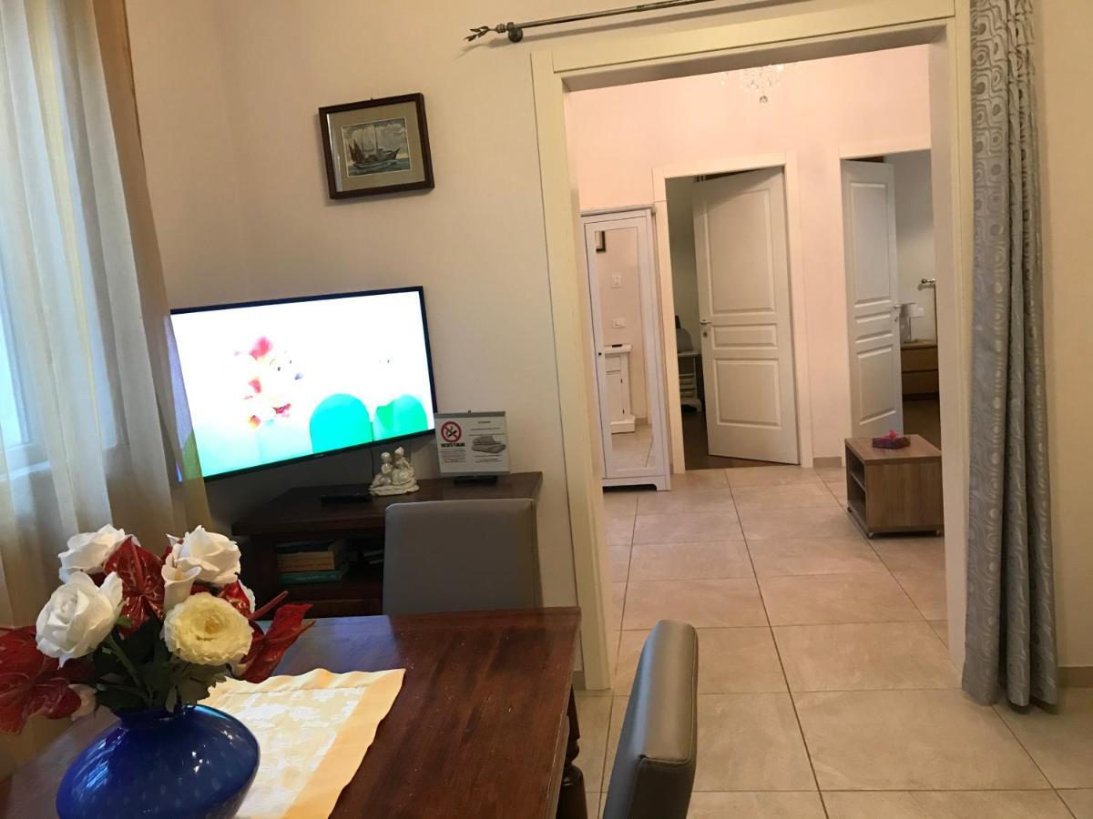 Casa Vacanze Diana Viareggio Extérieur photo